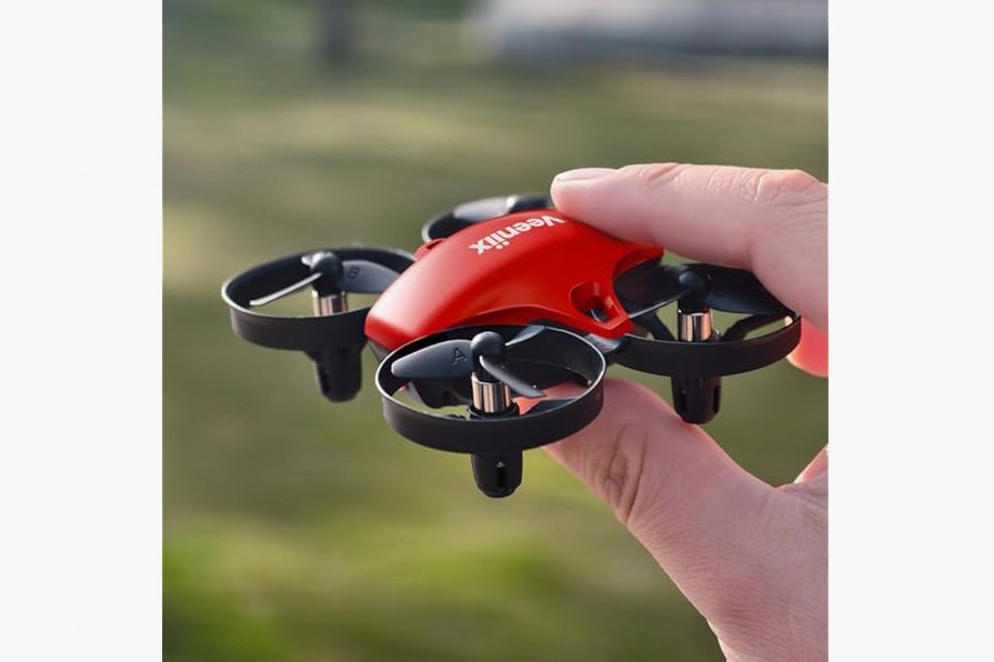 Veeniix V995 Red Mini Drone for Kids and Beginners,Indoor RC Quadcopter Plane with 3D Flips, 360° Rotation, Circle Fly, Auto Hover, Headless Mode, 21Mins 3 Batteries, Gift for Boys and Girls product image